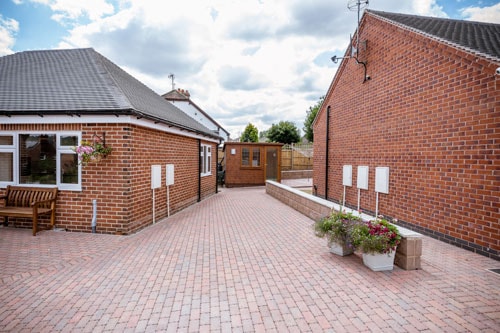 Bungalow2b-min